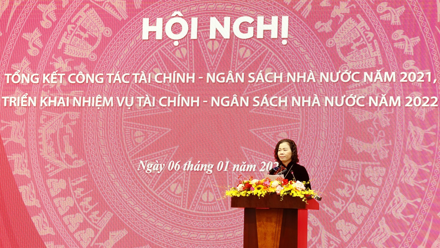 Thứ trưởng Bộ T&agrave;i ch&iacute;nh Vũ Thị Mai ph&aacute;t biểu tại khai mạc Hội nghị. &nbsp;