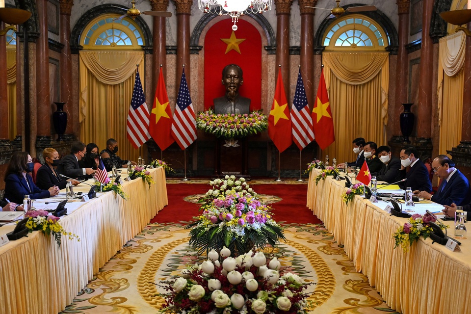 Buổi l&agrave;m việc của hai ph&aacute;i đo&agrave;n Việt - Mỹ tại Phủ Chủ tịch nước. Nguồn: Reuters