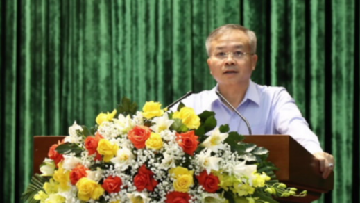 Ph&oacute; Tổng Gi&aacute;m đốc KBNN Nguyễn Quang Vinh ph&aacute;t biểu tại Hội nghị.&nbsp; &nbsp; &nbsp;