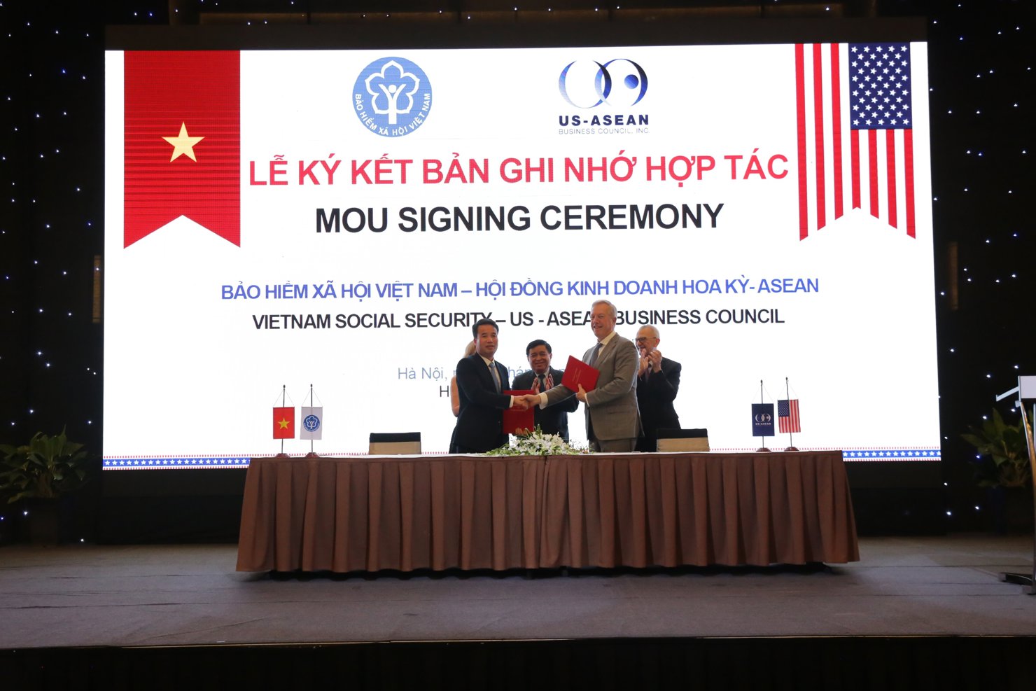 BHXH Việt Nam k&yacute; Bi&ecirc;n bản ghi nhớ hợp t&aacute;c với Hội đồng Kinh doanh Hoa Kỳ - ASEAN.&nbsp;