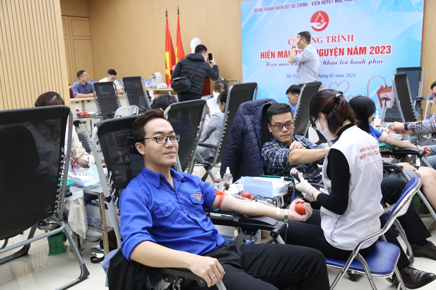 Cán bộ, công chức, đoàn viên, thanh niên Bộ Tài chính hưởng ứng chương trình hiến máu tình nguyện  - Ảnh 6