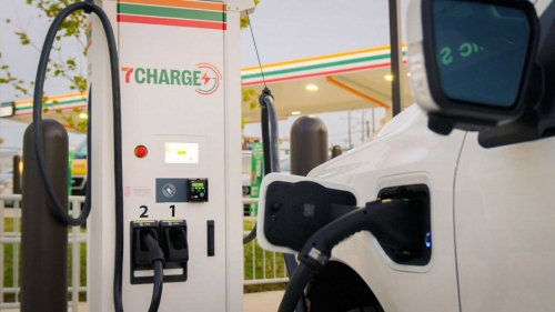 7-Eleven sẽ tích hợp hệ thống sạc xe điện tại một số cửa hàng ở Mỹ và Canada