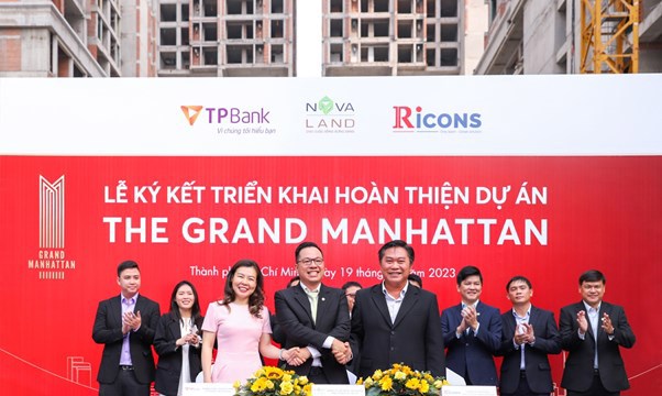 Novaland – TPBank – Ricons đã ký kết hợp tác triển khai xây dựng hoàn thiện dự án The Grand Manhattan. Ảnh: NVL.