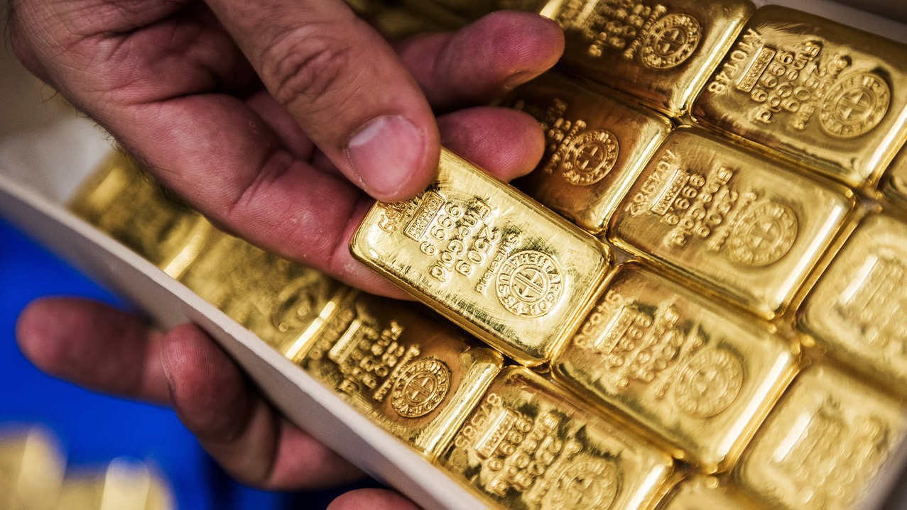 Các ngân hàng trung ương trên thế giới đang tăng cường dự trữ vàng với tốc độ nhanh nhất trong vòng 13 năm trở lại đây. (Ảnh: CNBC).