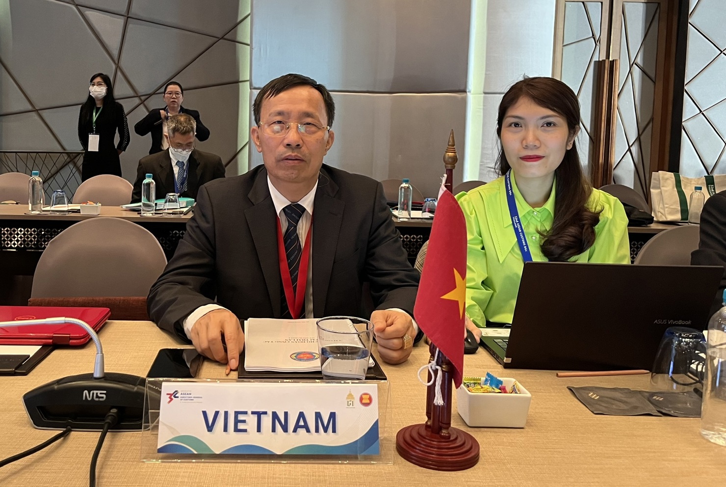 Tổng cục trưởng Tổng cục Hải quan Nguyễn Văn Cẩn đại diện Hải quan Việt Nam tham gia Hội nghị.