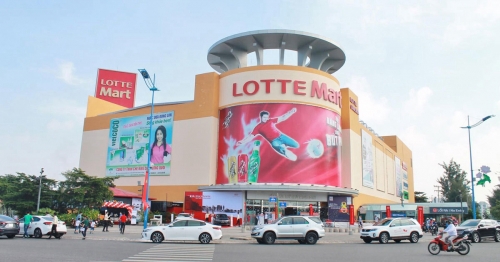 Lotte Group, một trong hai gã khổng lồ bán lẻ hàng đầu tại Hàn Quốc đang đầu tư lớn tại Việt Nam.