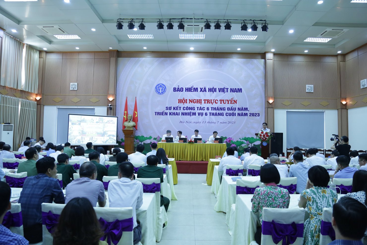 BHXH Việt Nam tổ chức Hội nghị sơ kết c&ocirc;ng t&aacute;c 6 th&aacute;ng đầu năm 2023 (ng&agrave;y 13/7/2023).