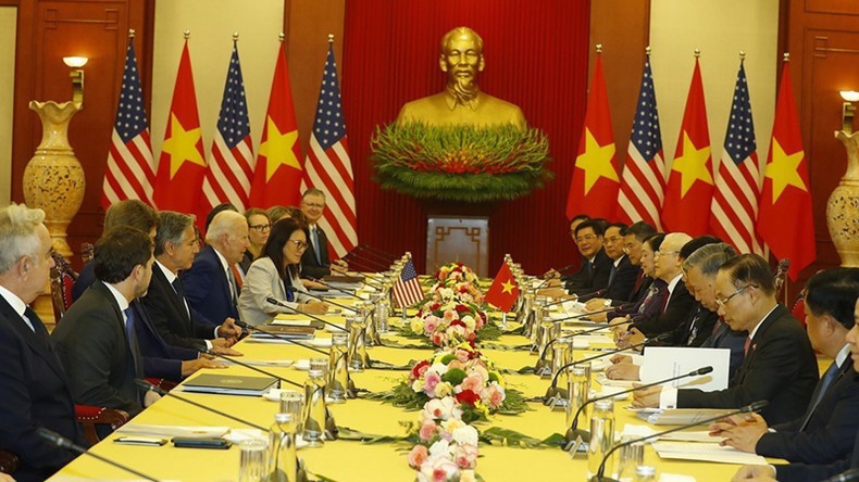 Tổng thống Hoa Kỳ Joe Biden nhấn mạnh chuyến thăm của &ocirc;ng tới Việt Nam c&oacute; &yacute; nghĩa lịch sử kh&ocirc;ng chỉ đối với quan hệ hai nước, m&agrave; đối với khu vực Ấn Độ Dương-Th&aacute;i B&igrave;nh Dương v&agrave; thế giới. Ảnh: TTXVN