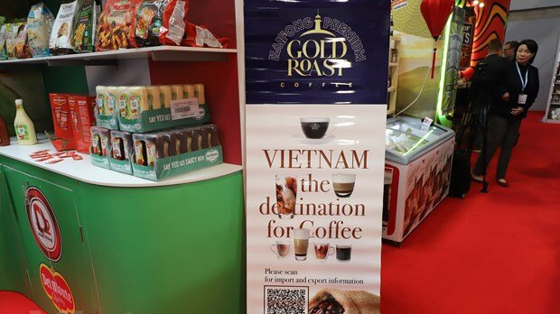 Thương hiệu cà phê Việt Nam thu hút sự quan tâm của khách hàng tại hội chợ Food and Drink Expo 2023, Anh quốc.