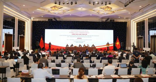  Hình ảnh phiên thảo luận toàn thể tại hội nghị Hợp tác hành lang kinh tế 5 tỉnh, thành phố Việt – Trung lần thứ 10. Ảnh: PV. 