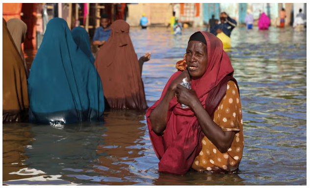Cảnh ngập lụt sau những trận mưa lớn tại Beledweyne, Somalia.