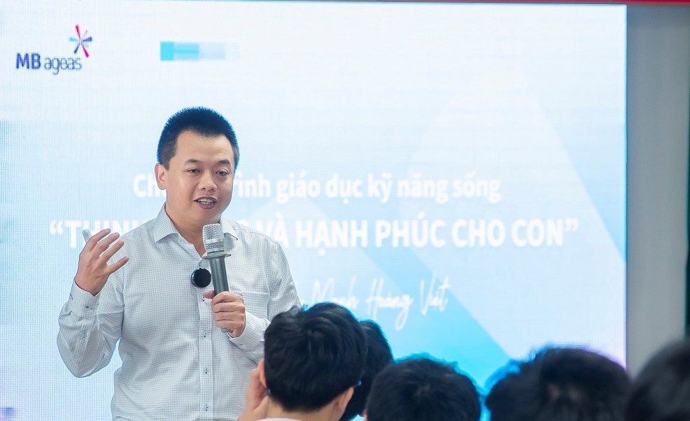 Chuy&ecirc;n gia Trần Mạnh Ho&agrave;ng Việt l&agrave; 1 trong 10 gương &ldquo;Người tốt, việc tốt&rdquo; Thủ đ&ocirc; .