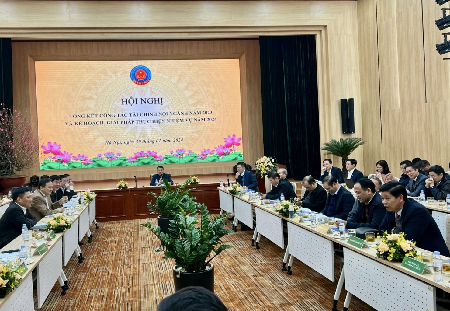 Toàn cảnh Hội nghị. 
