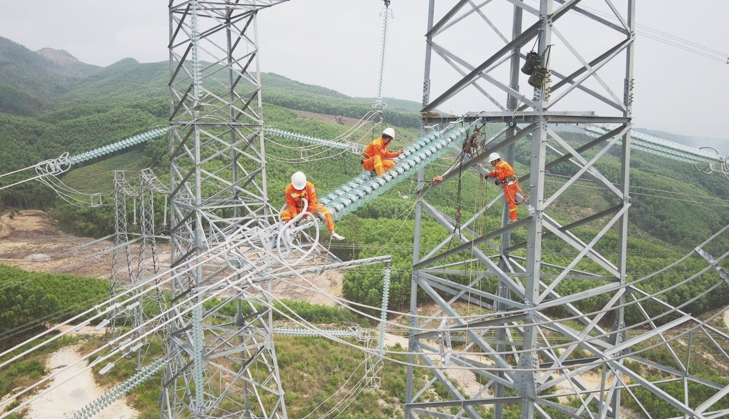 Tình hình cung cấp điện trong tuần và trong dịp nghỉ Tết nguyên đán tiếp tục được đảm bảo tốt.