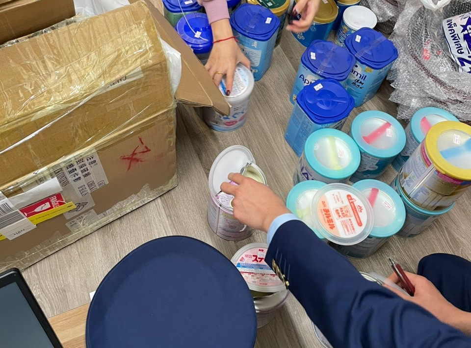 Đăng bán sữa nhập lậu trên Facebook, một hộ kinh doanh ở Cao Bằng bị phạt 16 triệu đồng - Ảnh 1