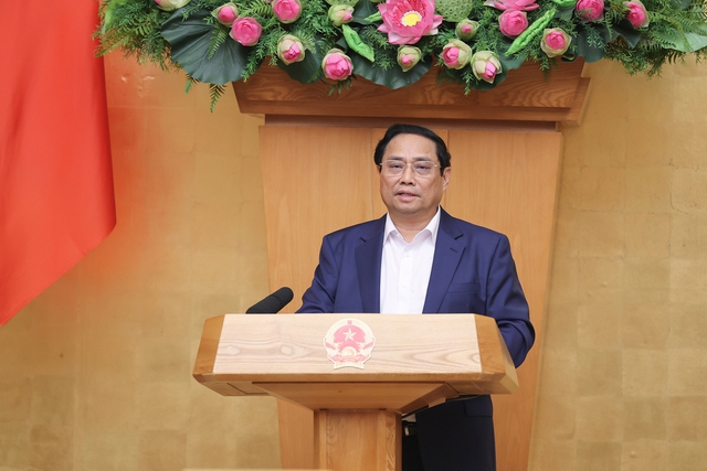 Thủ tướng Phạm Minh Ch&iacute;nh ph&aacute;t biểu kết luận phi&ecirc;n họp.