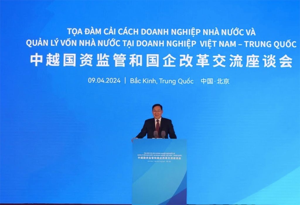 &Ocirc;ng Trương Ngọc Tr&aacute;c - Chủ nhiệm SASAC ph&aacute;t biểu tại Tọa đ&agrave;m.