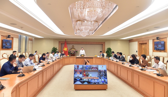 Phó Thủ tướng Chính phủ Trần Lưu Quang chủ trì cuộc họp trực tuyến về cải cách TTHC với 3 bộ, 8 địa phương.