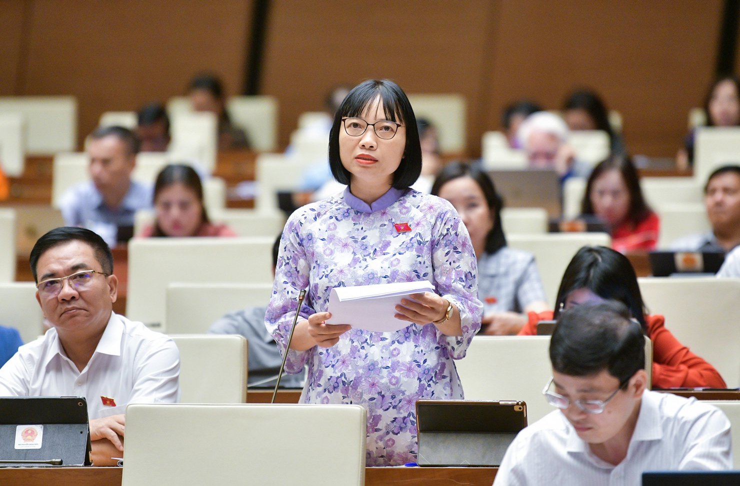 Đại biểu Nguyễn Thị Việt Nga &ndash; Đo&agrave;n đại biểu Quốc hội tỉnh Hải Dương ph&aacute;t biểu.