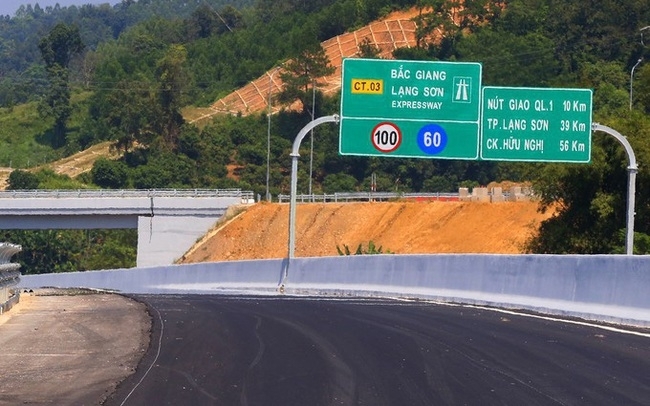  Cao tốc Bắc Giang - Lạng Sơn hiện là 1 trong những cáo tốc khó thu hồi vốn theo kế hoạch  ban đầu do lưu lượng xe qua cao tốc này ít.