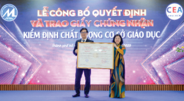 Lễ Công bố Quyết định và trao giấy chứng nhận Kiểm định chất lượng cấp cơ sở giáo dục của Trường Đại học Tài chính - Marketing ngày 25/9/2023.