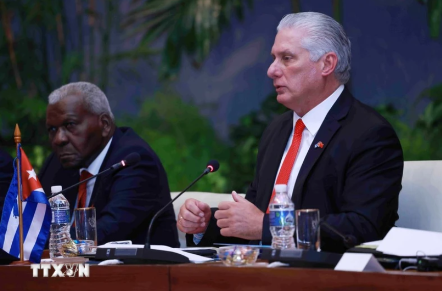 B&iacute; thư thứ nhất Đảng Cộng sản Cuba, Chủ tịch Cuba Miguel Diaz Canel Bermudez ph&aacute;t biểu tại cuộc hội đ&agrave;m với Tổng B&iacute; thư, Chủ tịch nước T&ocirc; L&acirc;m. Ảnh: L&acirc;m Kh&aacute;nh/TTXVN