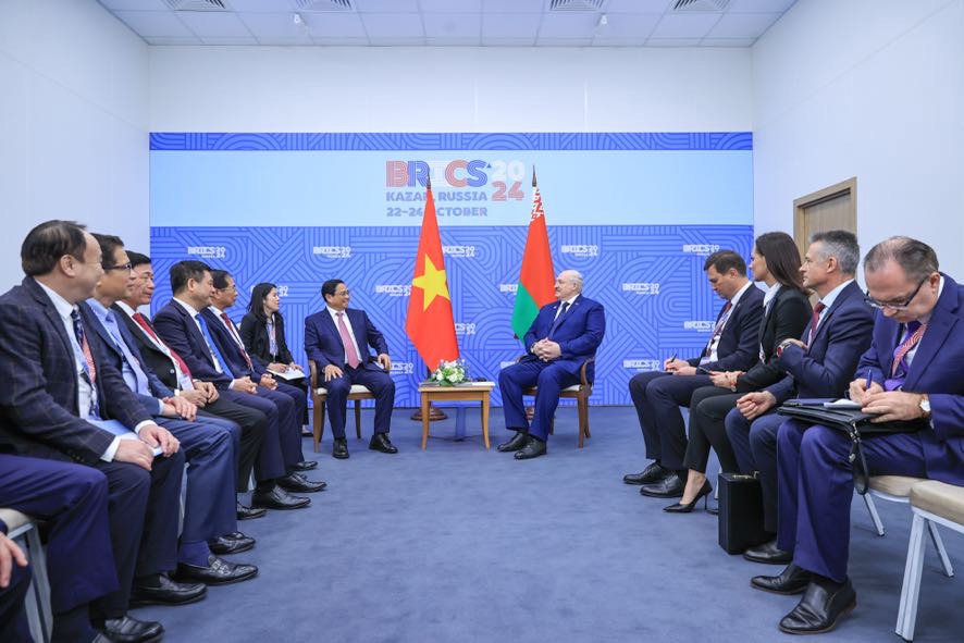 Tổng thống Aleksander Lukashenko khẳng định, Belarus lu&ocirc;n coi trọng v&agrave; mong muốn ph&aacute;t triển quan hệ hợp t&aacute;c tr&ecirc;n c&aacute;c lĩnh vực với Việt Nam. Ảnh: VGP/Nhật Bắc &nbsp;