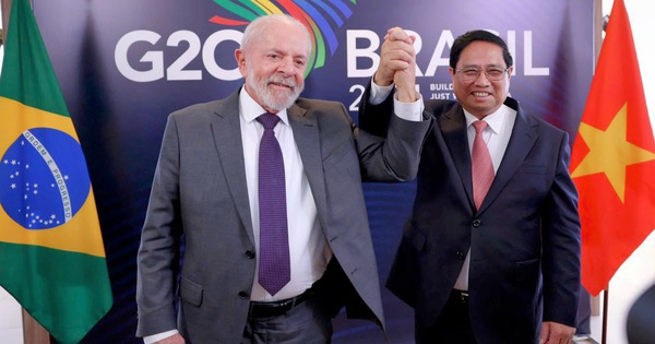 Thủ tướng Chính phủ Phạm Minh Chính và Tổng thống Brazil Luiz Inácio Lula da Silva trước hội đàm - Ảnh: VGP/Nhật Bắc