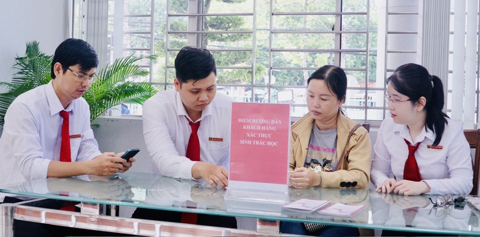 Ng&agrave;nh ng&acirc;n h&agrave;ng tiếp tục triển khai c&aacute;c giải ph&aacute;p th&uacute;c đẩy chuyển đổi số đem lại tiện &iacute;ch, an to&agrave;n v&agrave; trải nghiệm cho kh&aacute;ch h&agrave;ng. Ảnh: Thảo Ly