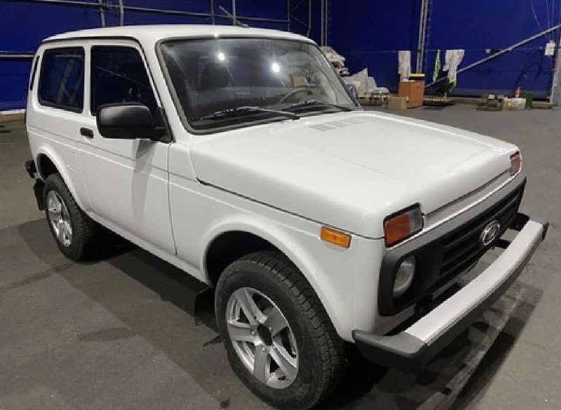 Lada Niva Legend.