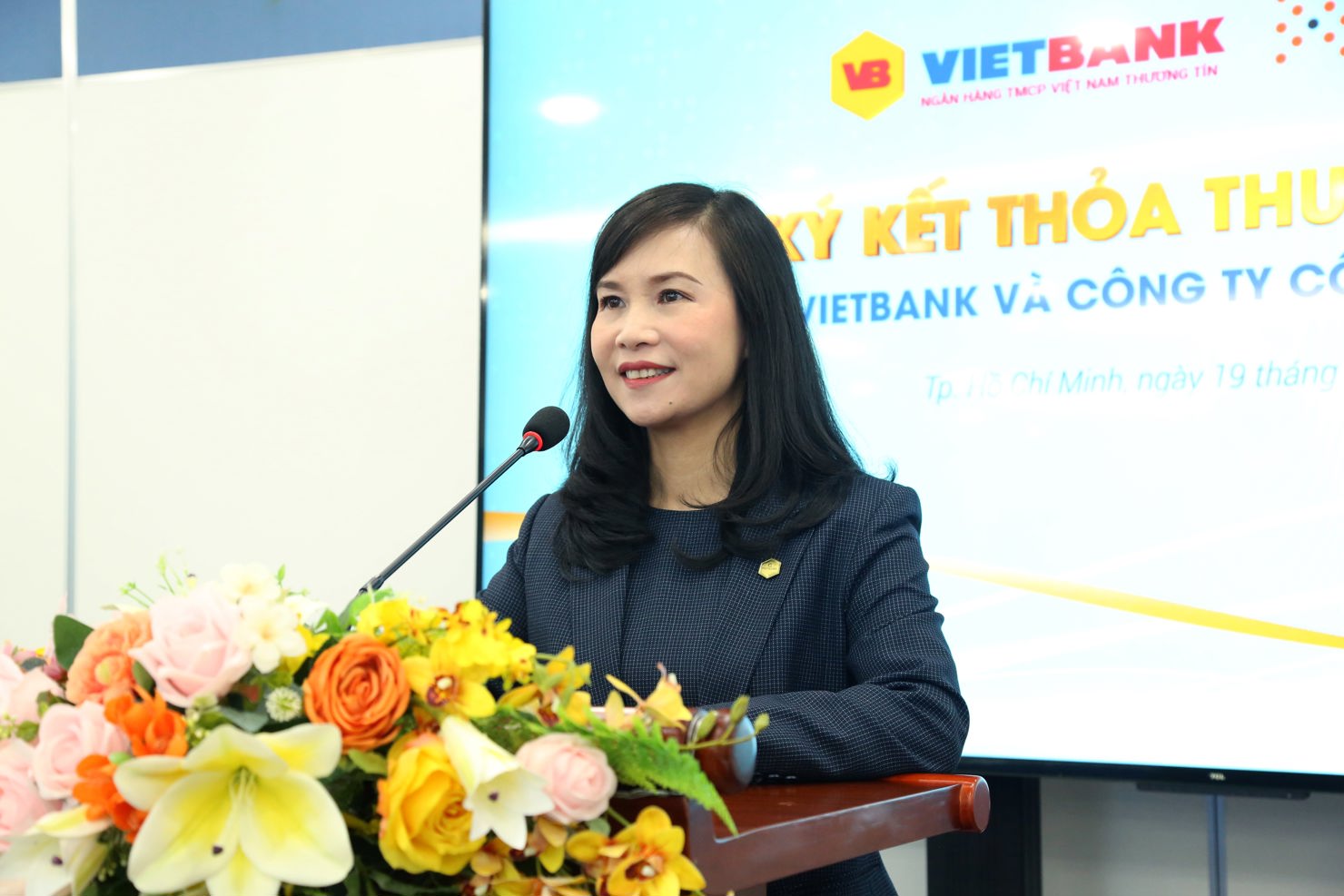 B&agrave; Trần Tuấn Anh - Tổng Gi&aacute;m đốc Vietbank ph&aacute;t biểu tại buổi Lễ. Ảnh: Vietbank