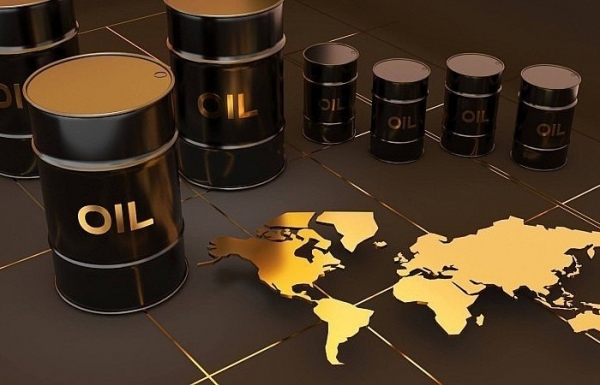 Giá dầu tăng lần đầu tiên sau ba ngày vào 27/2. Ảnh: Oilprice