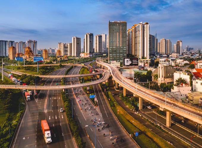 Cơ quan thuế lưu &yacute;, thời hạn nộp hồ sơ bắt đầu từ ng&agrave;y Nghị định 87 c&oacute; hiệu lực (11/4/2025) đến hết ng&agrave;y 31/7/2025. Hồ sơ nộp sau thời hạn n&agrave;y sẽ kh&ocirc;ng được xem x&eacute;t để &aacute;p dụng ch&iacute;nh s&aacute;ch giảm. Ảnh: Nguyễn C&ocirc;ng Thử