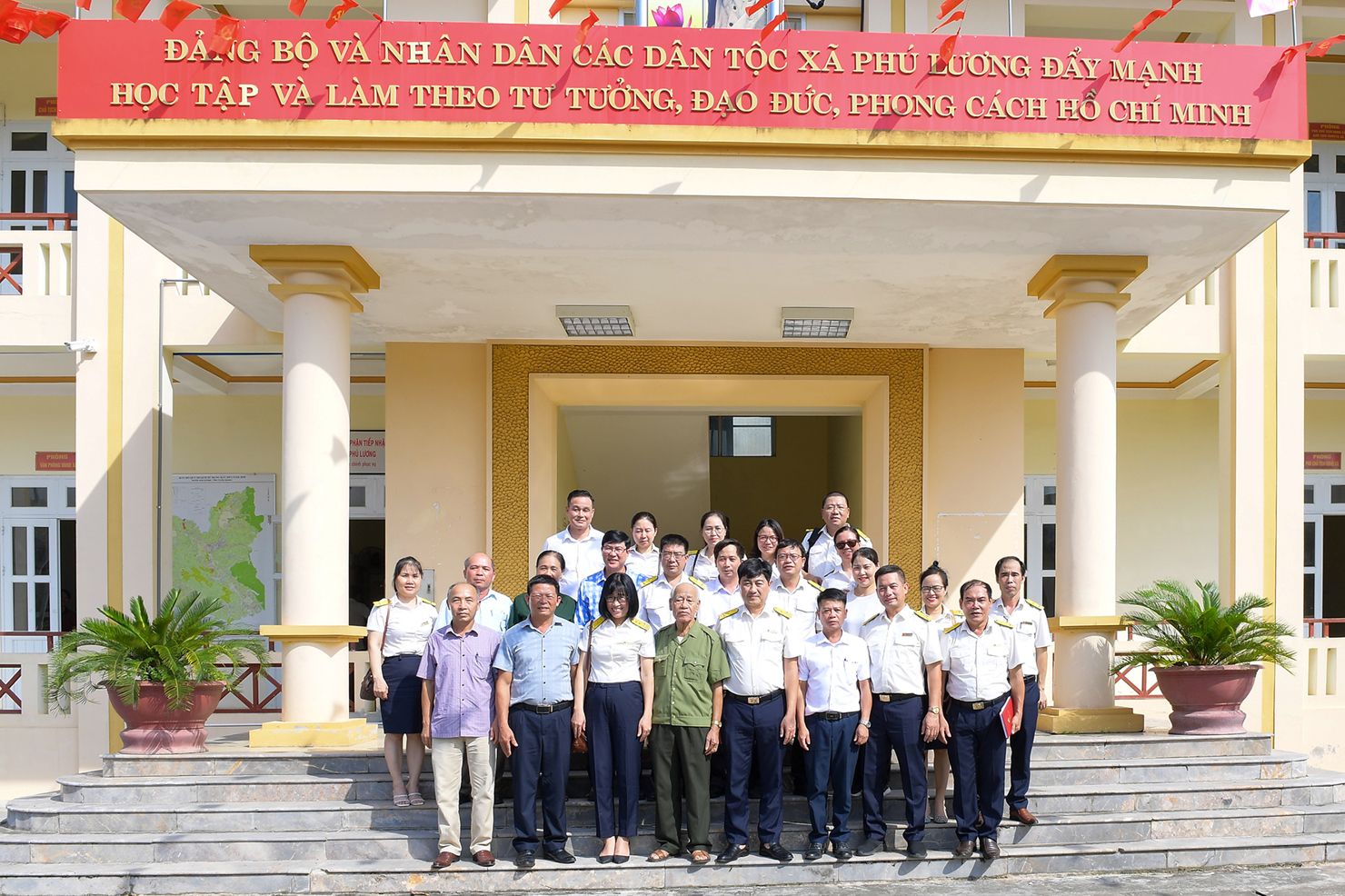Những năm tháng không quên - Ảnh 3
