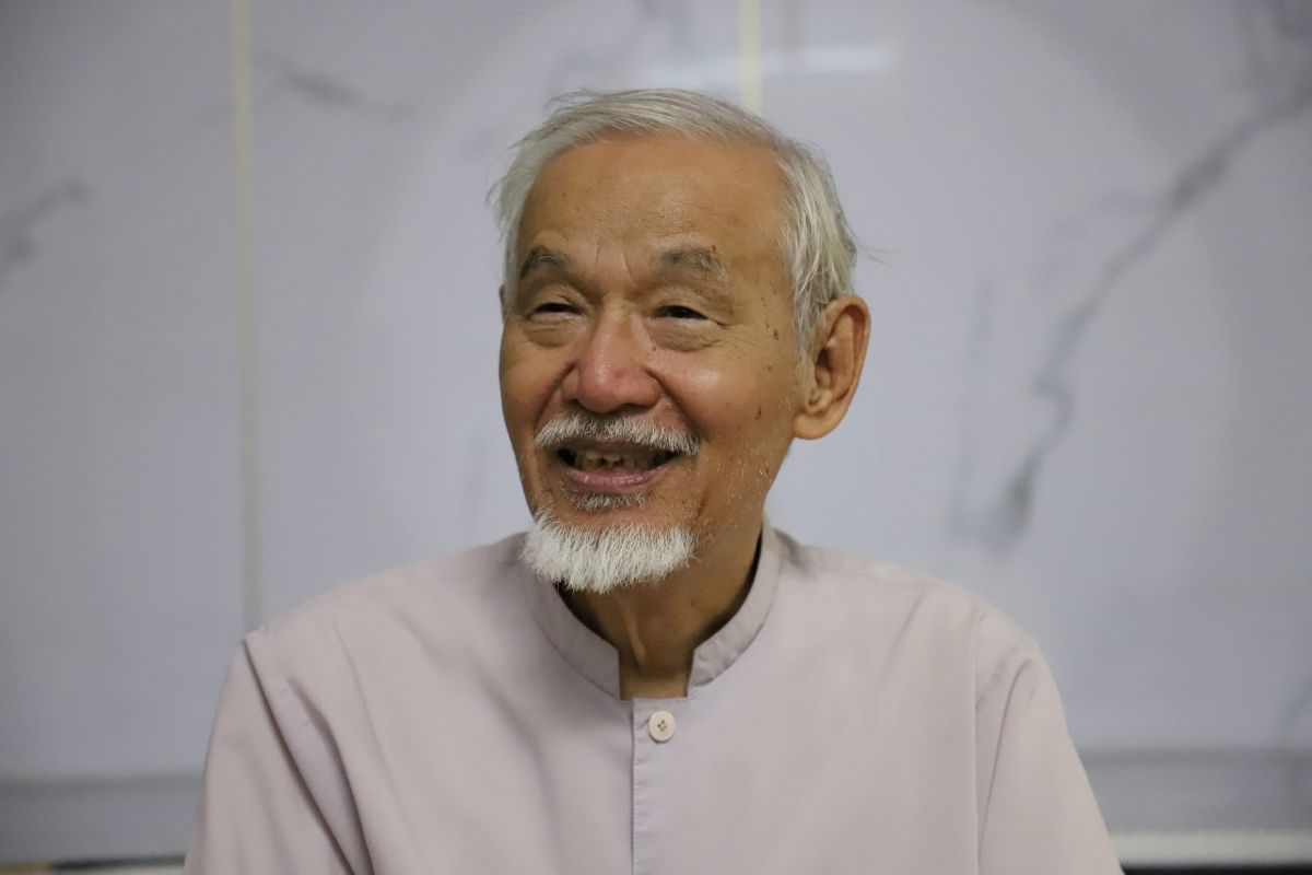 TS Nguyễn Nhã trao đổi về buổi ghi âm lịch sử 
