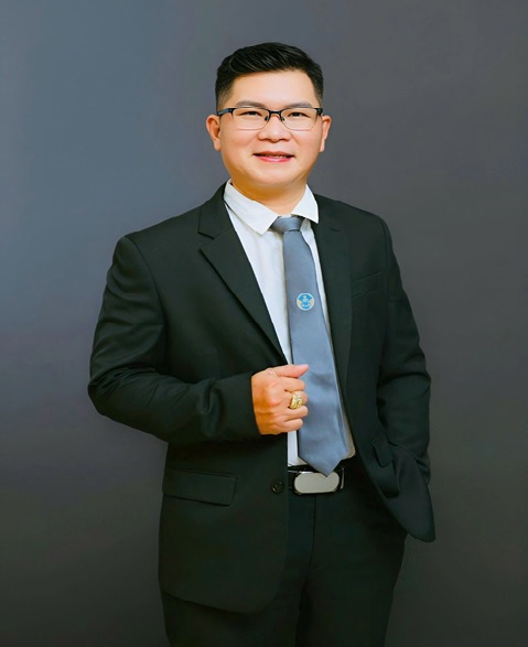 Luật sư, nhạc sĩ Lê Bá Thường.