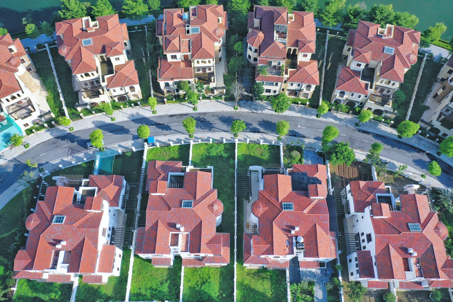 Tổng lượng giao dịch biệt thự, nhà liền kề trong 3 tháng đầu năm 2025 đạt 1.629 căn. Ảnh minh hoạ: Thu Hiền.