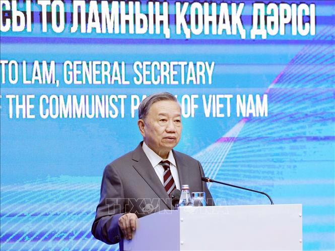 Theo Tổng Bí thư, để hướng tới tương lai, quan hệ Đối tác chiến lược Việt Nam - bongdaso net cần được triển khai bằng những nội dung hợp tác thực chất, hiệu quả. 