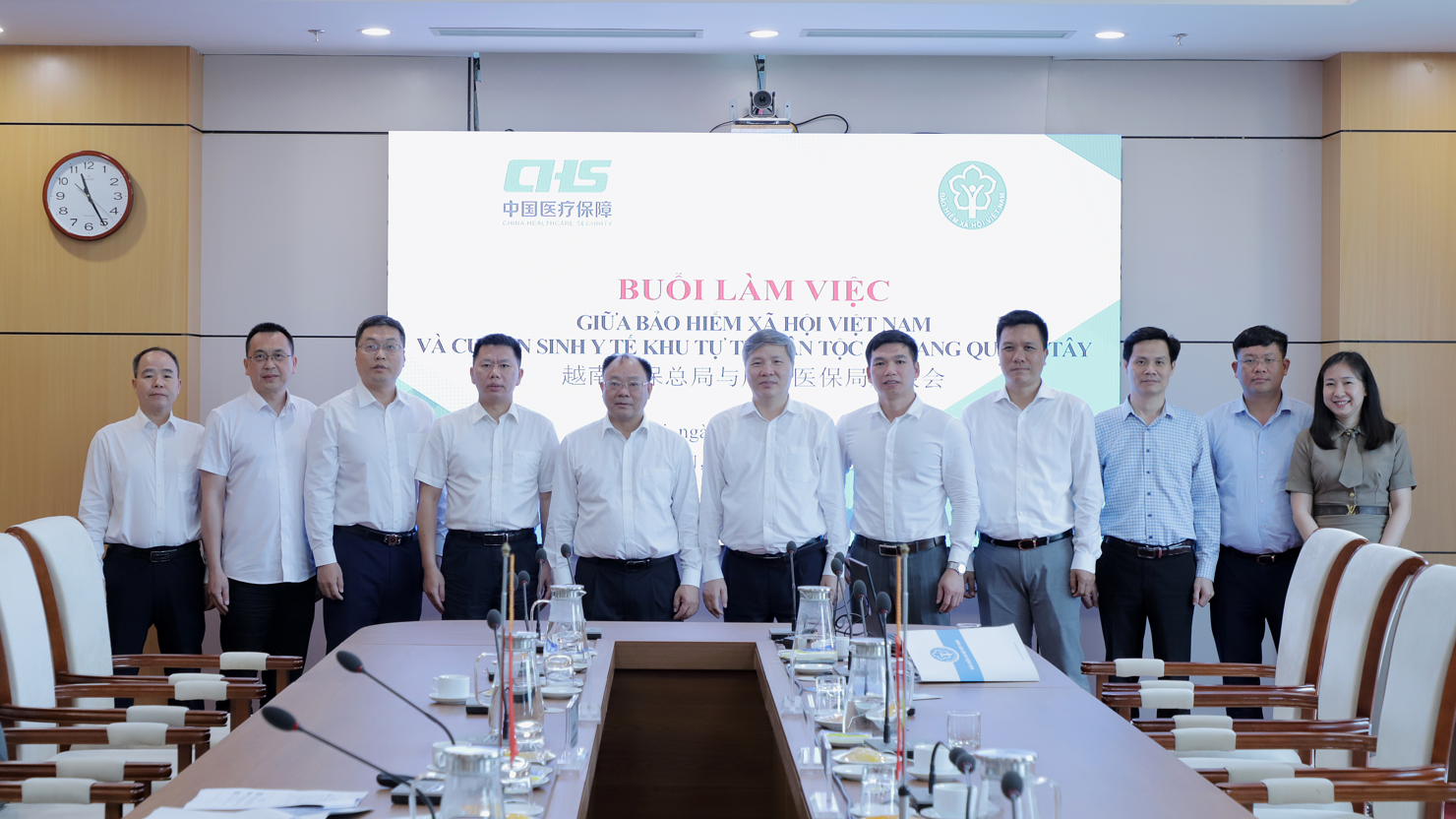 Hai bên thống nhất mở rộng cơ hội hợp tác lĩnh vực BHYT trong thời gian tới.