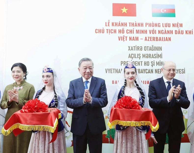 Trong chuyến thăm Azerbaijan năm 1959, Chủ tịch Hồ Chí kq bongdaso đã nói: "Tôi nghĩ Việt Nam chúng tôi có biển, nhất định sẽ có dầu, nhưng đang chiến tranh, chưa làm được. Tôi hy vọng và tin tưởng rằng sau khi Việt Nam kháng chiến thắng lợi, các đồng chí sẽ giúp chúng tôi tìm ra dầu, khai thác và chế biến dầu, xây dựng được khu công nghiệp dầu khí như Baku...".