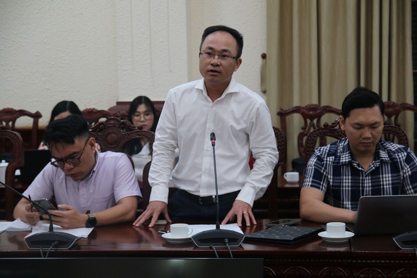 Đại diện Hiệp hội Thương mại điện tử Việt Nam đề xuất, cần có chính sách khuyến khích xuất khẩu thông qua hoạt động thương mại điện tử. Ảnh: MOJ