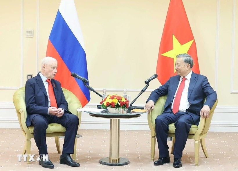 Tổng Bí thư Tô Lâm tiếp Chủ tịch Đảng "Nước Nga Công bằng - Những người yêu nước - Vì Sự thật" Sergey Mironov. Ảnh: Thống Nhất/TTXVN. 