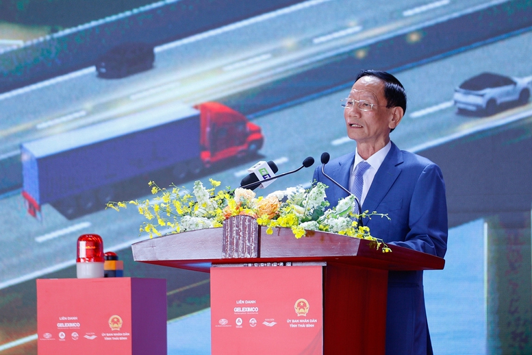 Thay mặt liên danh đầu tư, Chủ tịch HĐQT Tập đoàn Geleximco cam kết tập trung nguồn lực, nỗ lực thi công, chủ động triển khai Dự án để hoàn thành đúng tiến độ, đảm bảo chất lượng, kỹ, mỹ thuật công trình, đáp ứng được tất cả các yêu cầu đề ra.