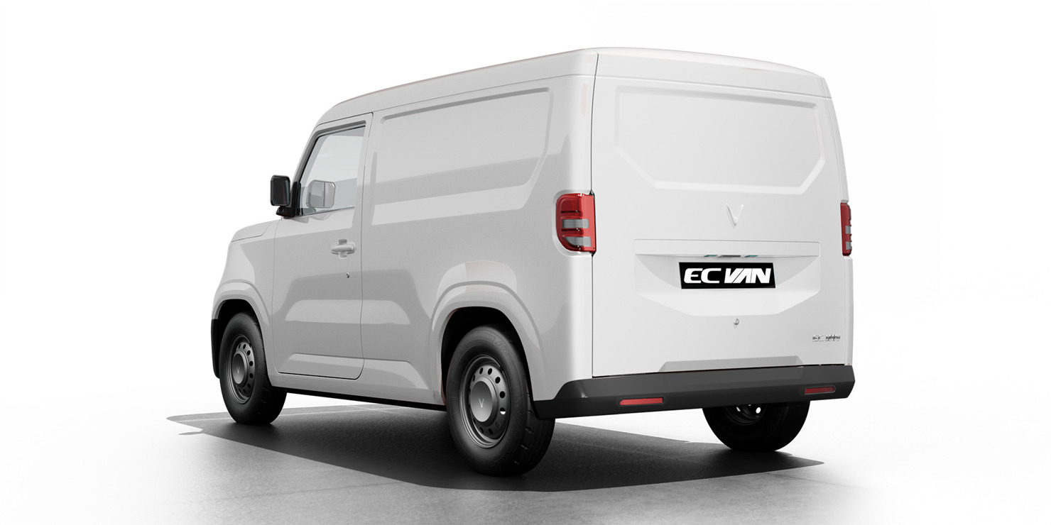 VinFast EC Van là lựa chọn tối ưu cho nhu cầu vận chuyển hàng quãng ngắn của các đơn vị kinh doanh, đồng thời là phương tiện sinh kế phù hợp cho kinh tế hộ gia đình.