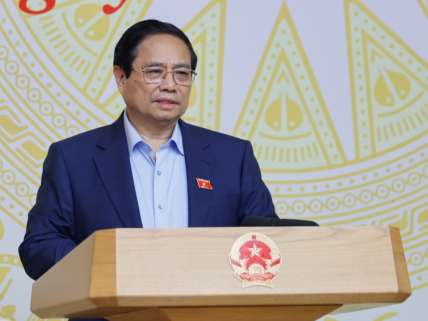 Thủ tướng chỉ đạo thành lập tổ công tác đặc biệt và mở đợt tấn công cao điểm đấu tranh, truy quét, ngăn chặn, đẩy lùi buôn lậu. Ảnh: VGP