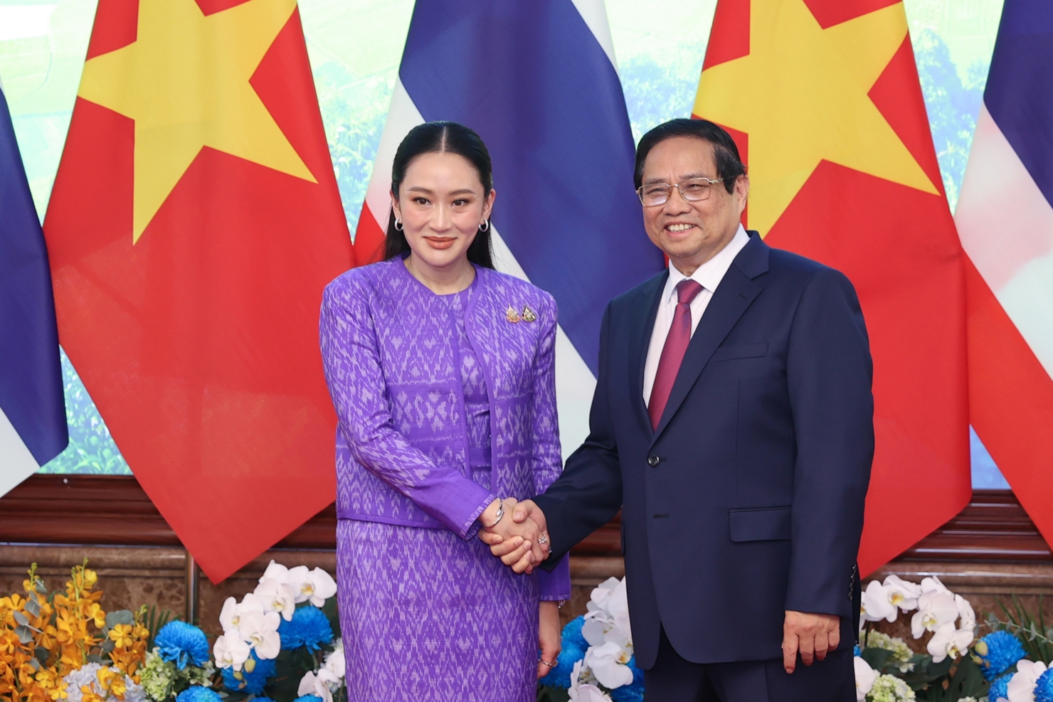 Thủ tướng Phạm Minh Chính và Thủ tướng Paetongtarn Shinawatra.Ảnh: VGP/Nhật Bắc