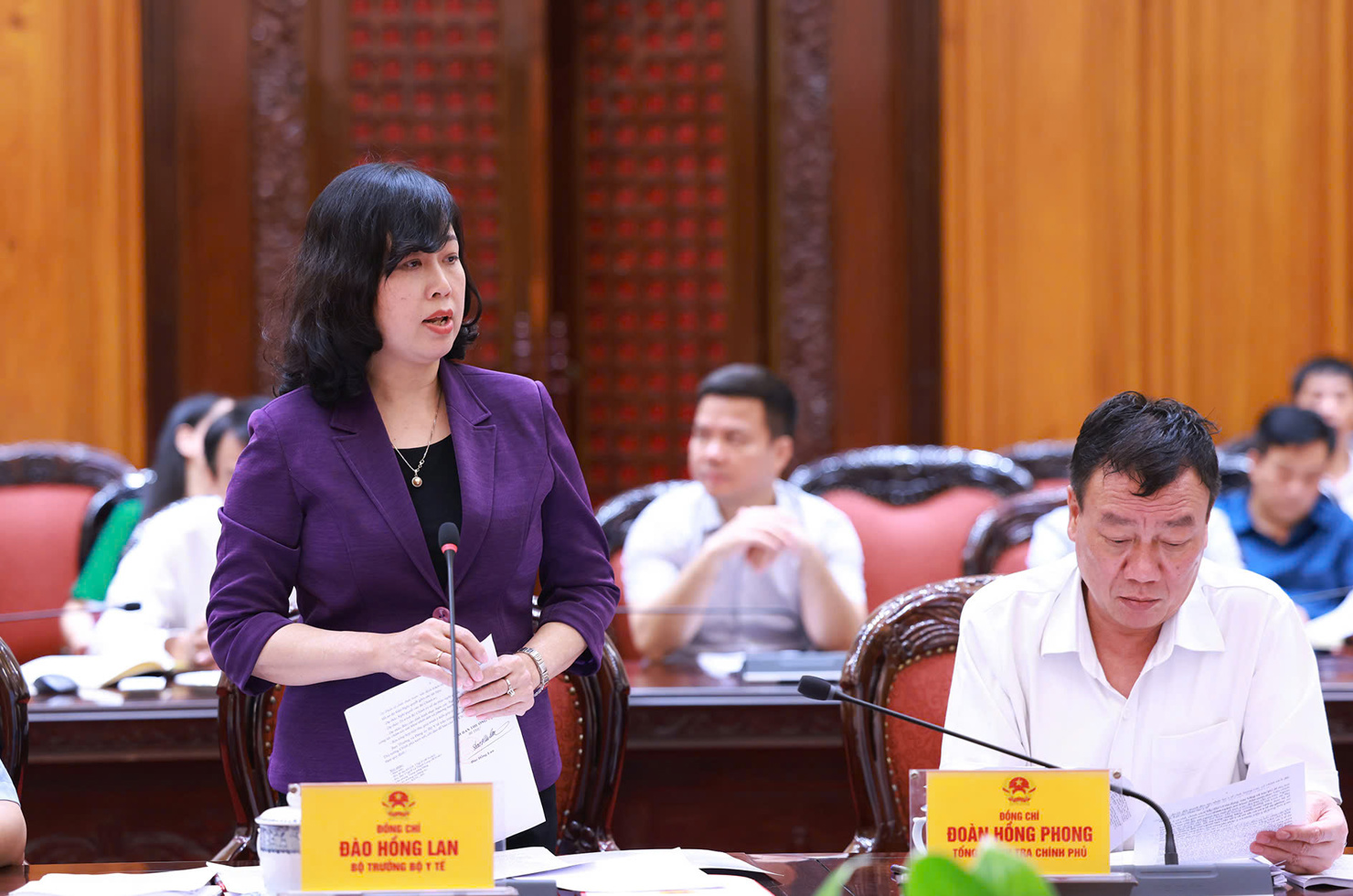 Bộ trưởng Bộ Y tế phát biểu tại buổi làm việc. Ảnh: VGP
