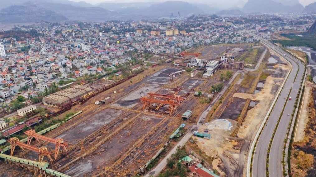 Dự án đầu tư xây dựng Bệnh viện Đa khoa tỉnh Quảng Ninh- cơ sở 2 chưa thể khởi công do vướng mắc khâu giải phóng mặt bằng.