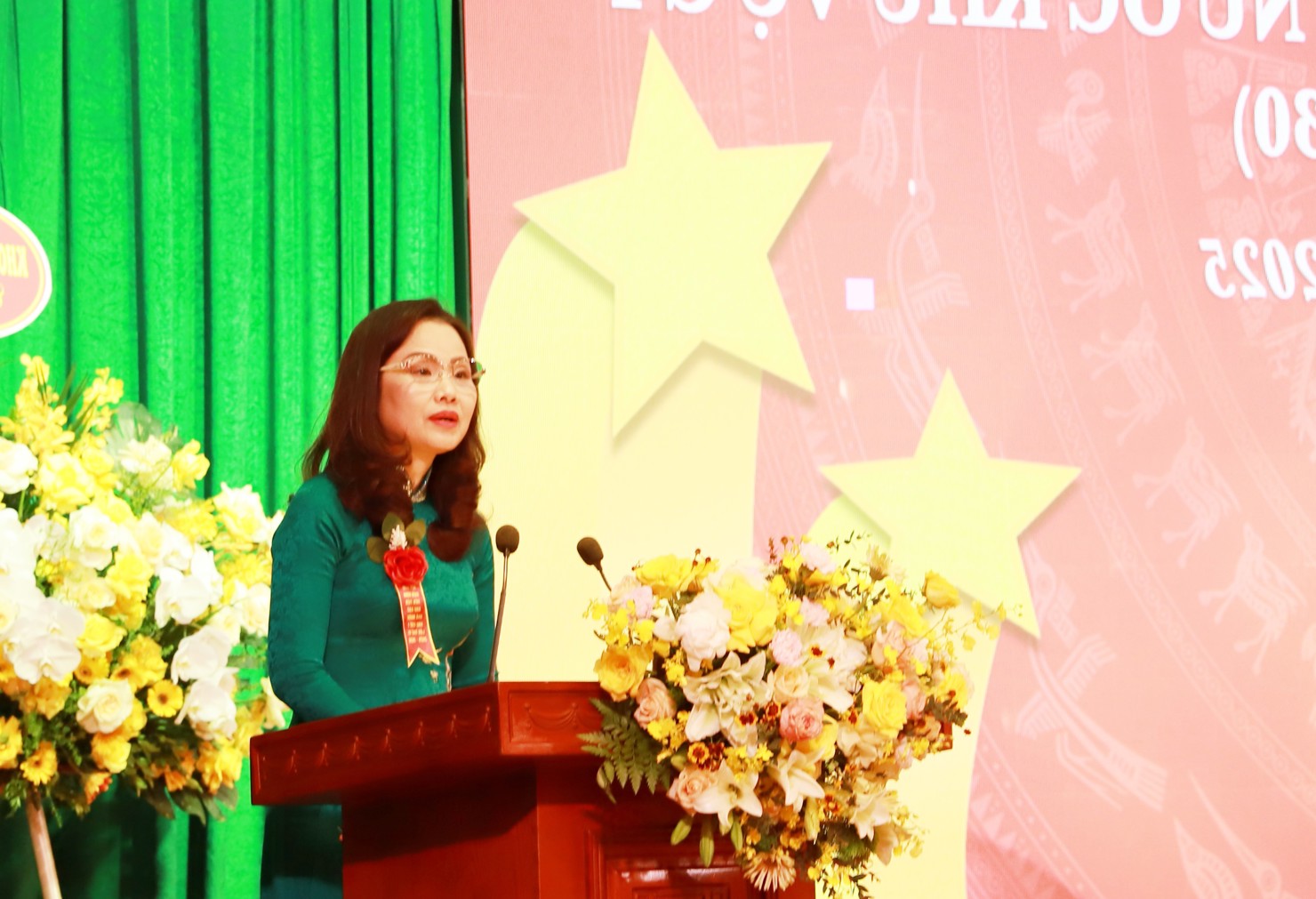 Giám đốc KBNN Khu vực I Nguyễn Thị Thanh Hương thay mặt đơn vị tiếp thu ý kiến chỉ đạo của UBND TP.Hà Nội và KBNN.