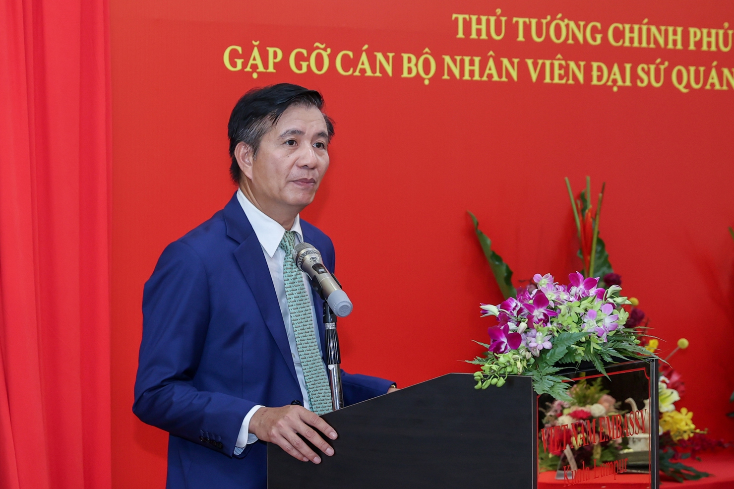 Đại sứ Việt Nam tại Malaysia Đinh Ngọc Linh cho biết, cộng đồng người Việt Nam tại Malaysia tuy mới hình thành, nhưng đoàn kết; nhiều bà con đã vượt qua khó khăn, kinh doanh phát đạt. Ảnh: VGP/Nhật Bắc